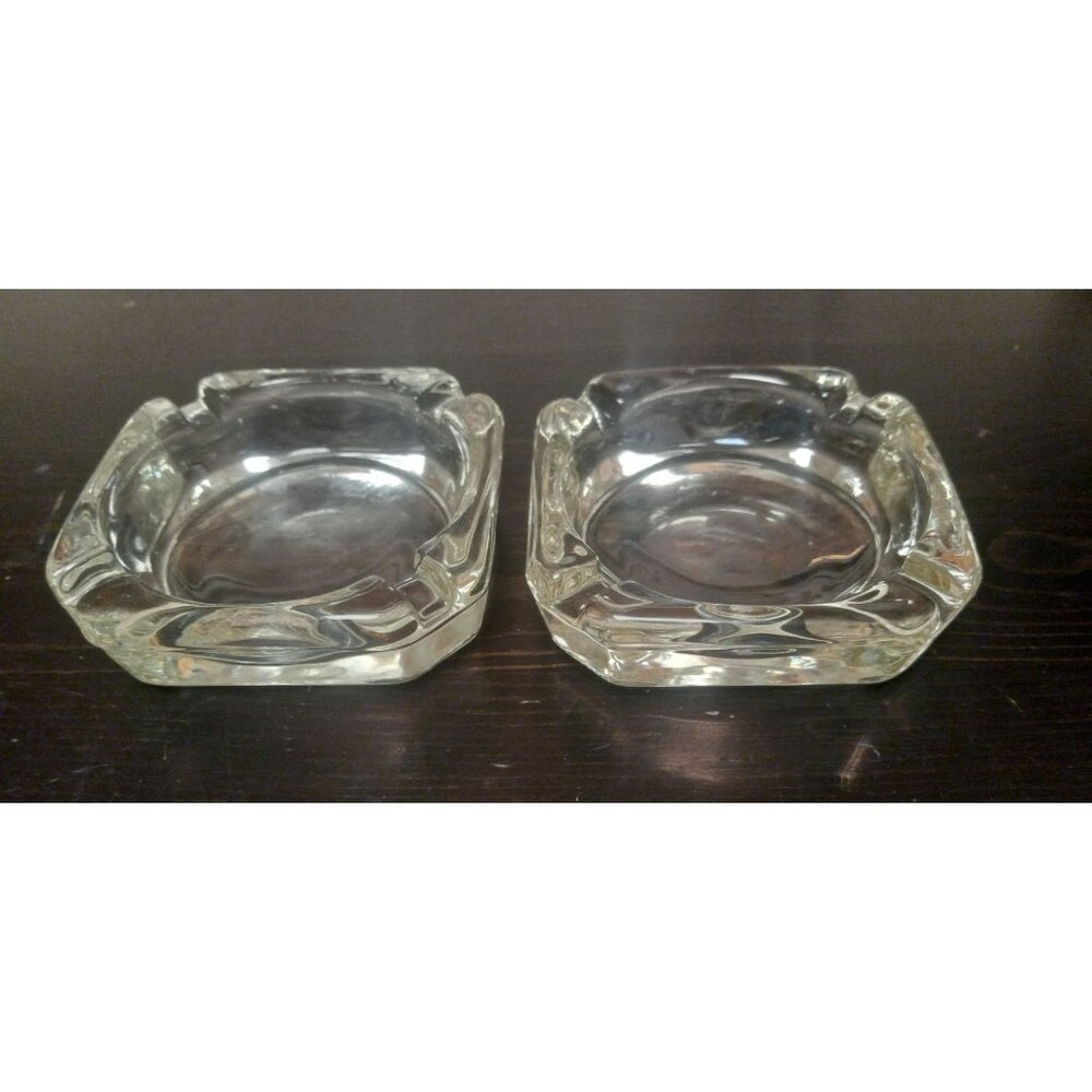 Set Of 2 Vintage Heavy Glass Square Ashtrays With Notched Edges